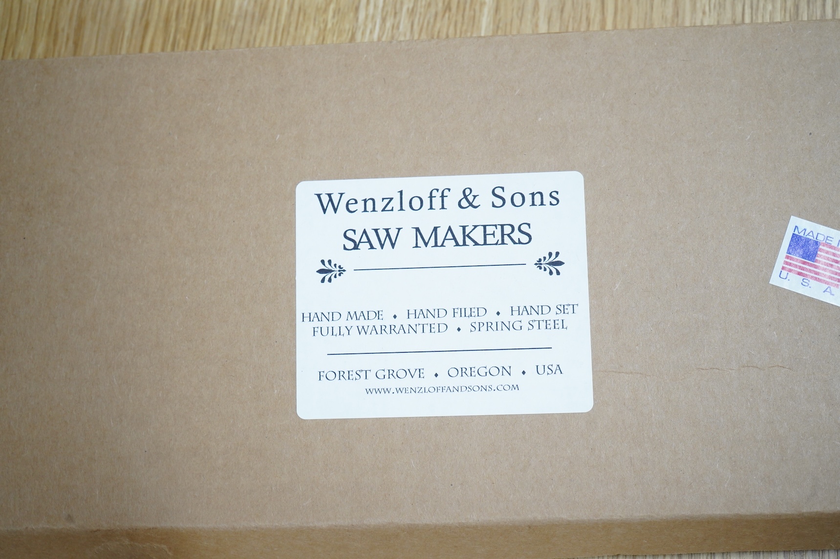 A boxed U.S. Wenzloff & Sons handmade carcass saw (33T0862)